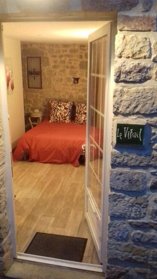 Le Vitrail Chambre Equipee Sans Service Repas Yvetot-Bocage Εξωτερικό φωτογραφία